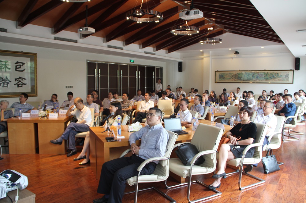 探討轉型新方向、開闊發展新思維