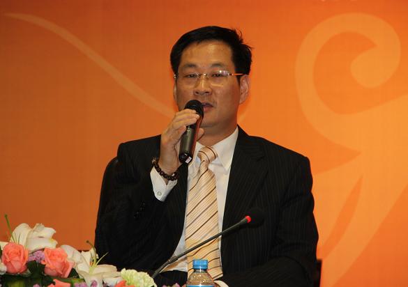 公司總裁袁維鋼出席浙江省股權投資行業(yè)協(xié)會成立儀式